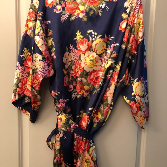 Floral Bath Robe - Picture 2 of 2